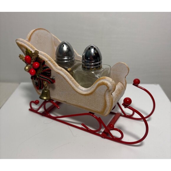 Wooden Sleigh W/ Glass Salt & Pepper Shakers Taiwan Christmas Farmhouse Vintage - Picture 2 of 10